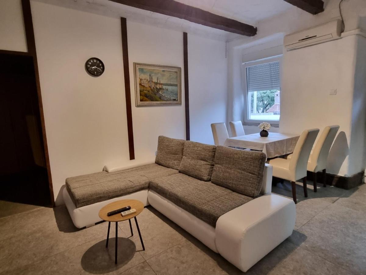 Apartment Rino Rijeka Luaran gambar